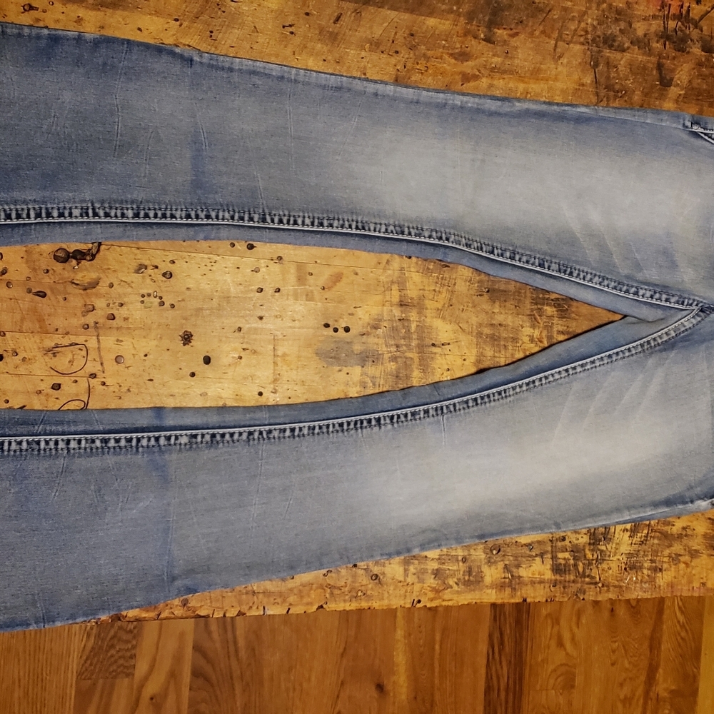 HYDRAULIC 3/4 LOLA CURVY JEANS